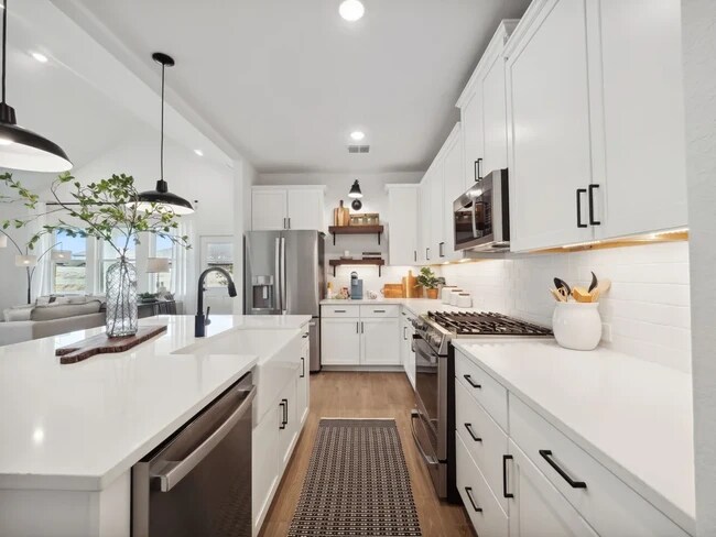 905 Brazos Trail unit 36450616, Mont Belvieu, TX 77535 - photo 7