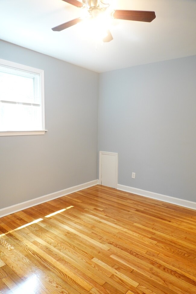 8713 Plymouth St Unit 3, Silver Spring, MD 20901