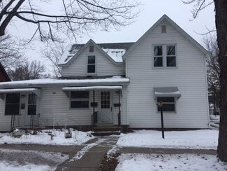1308 11th St E, Menomonie, WI 54751