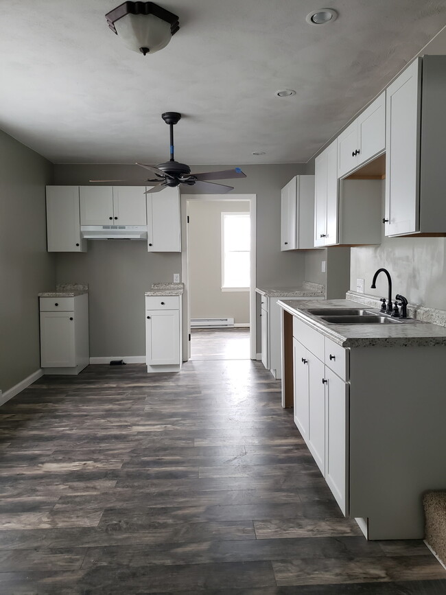 8 S Main St Unit 2nd Floor, Dover, PA 17315