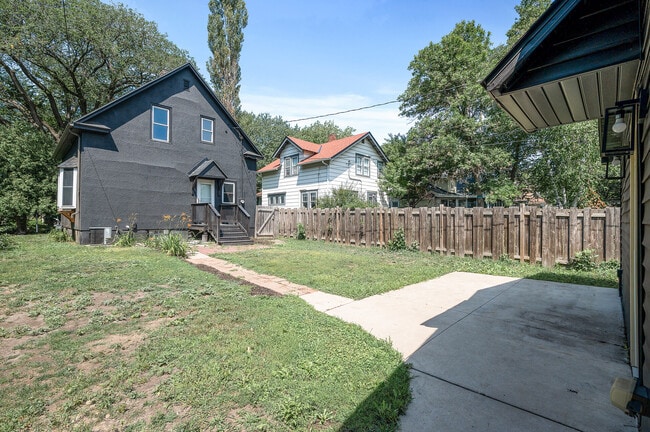 3127 33rd Ave S, Minneapolis, MN 55406 - photo 2