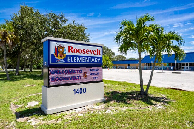 Roosevelt Elementary School helps students grow and succeed in a supportive learning evironment.