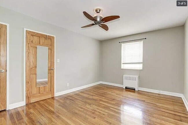 Van Reypen Arms unit 311, Jersey City, NJ 07306 - photo 6