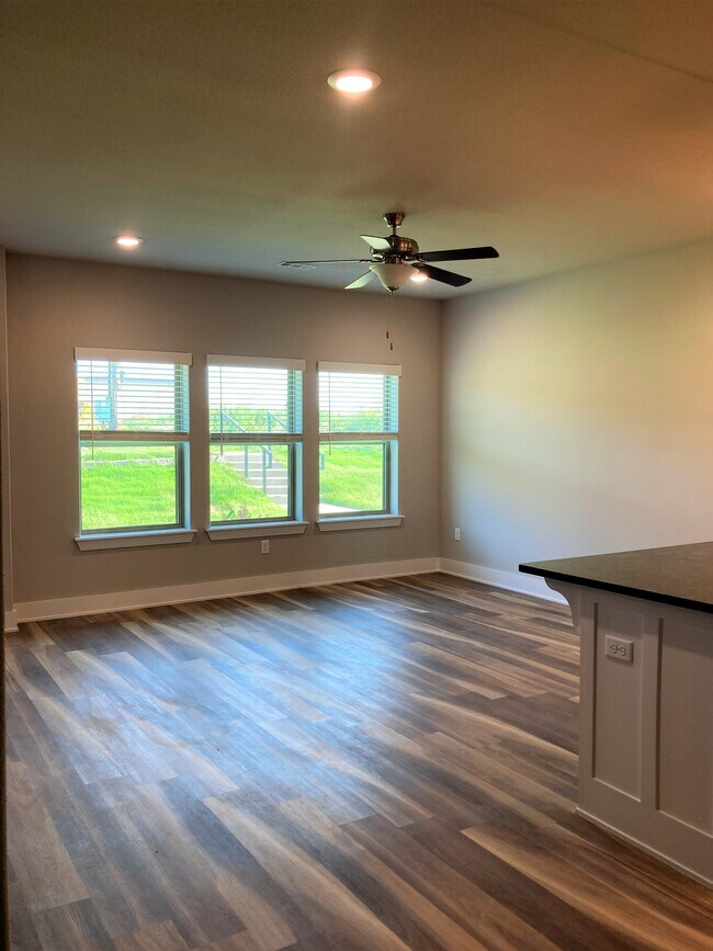 2184 W Moore Ln unit A, Fayetteville, AR 72704 - photo 5