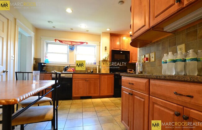 289 Foster St unit 1, Brighton, MA 02135 - photo 6