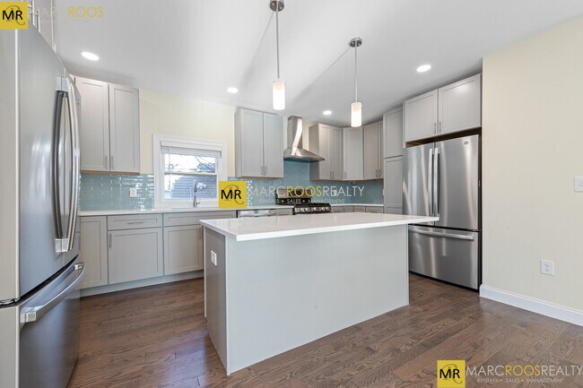 232 Fulton St unit 232, Medford, MA 02155 - photo 5