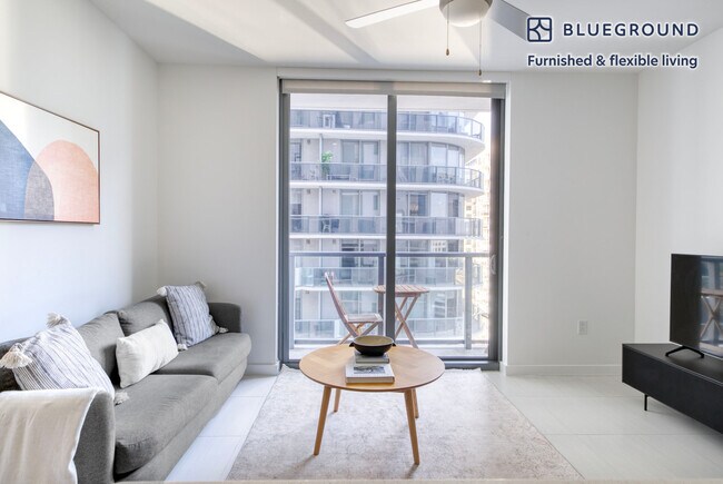 86 SW 8th St unit FL29-ID91, Miami, FL 33130 - photo 3