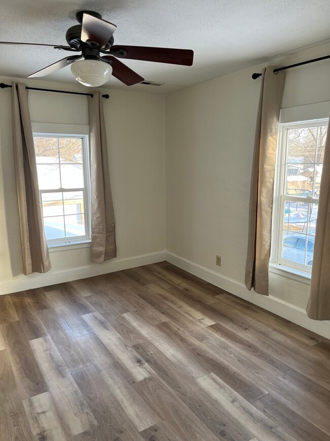 1625 Walnut St unit 3, Hastings, MN 55033 - photo 6