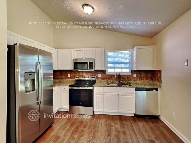 3677 Oakland Spring Ct, Snellville, GA 30039 - photo 7