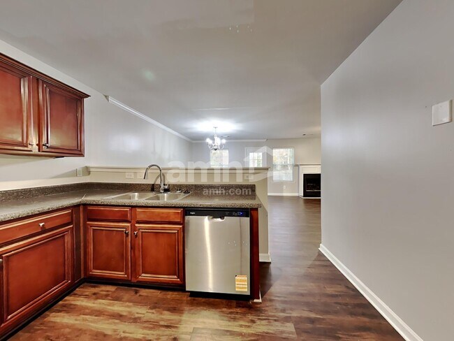 367 Hidden Creek Ln, Canton, GA 30114 - photo 4