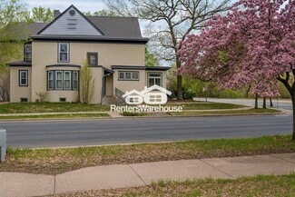 803 Huron Blvd SE, Minneapolis, MN 55414