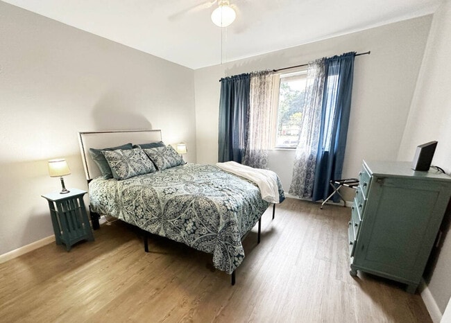 2300 SW 43rd St unit ID1359101P, Gainesville, FL 32607 - photo 4