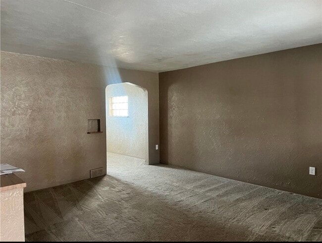 650 Dunster St, Pittsburgh, PA 15226 - photo 4