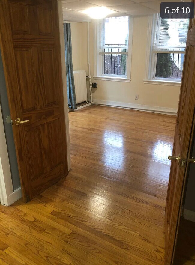 378 Riverway unit 1, Boston, MA 02115 - photo 5