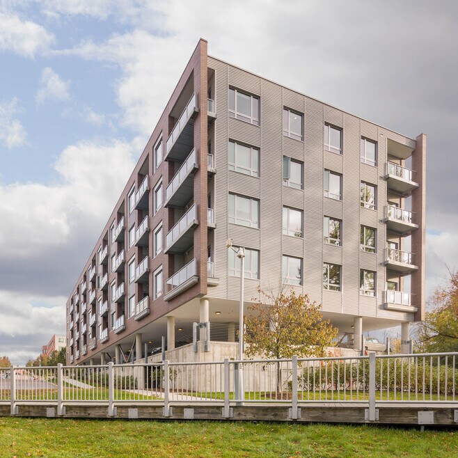 Riverrun, Winooski, VT 05404 - photo 1