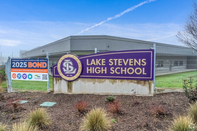 With an A- grade from Niche, Lake Stevens High School serves the older students in the area.