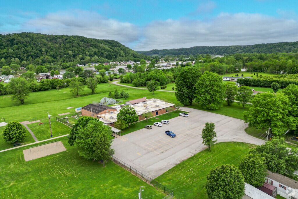 Hometown Elementary School - 1