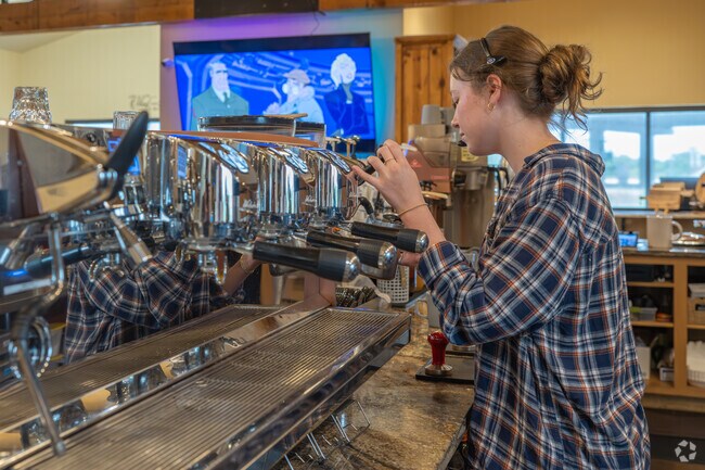 Great service and hand-crafted drinks await at Mad Coffee and More near Airport Loop 322.