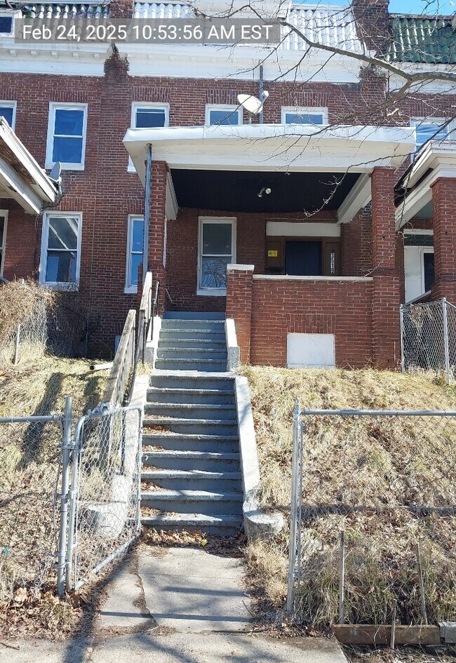 3519 Reisterstown Rd, Baltimore, MD 21215