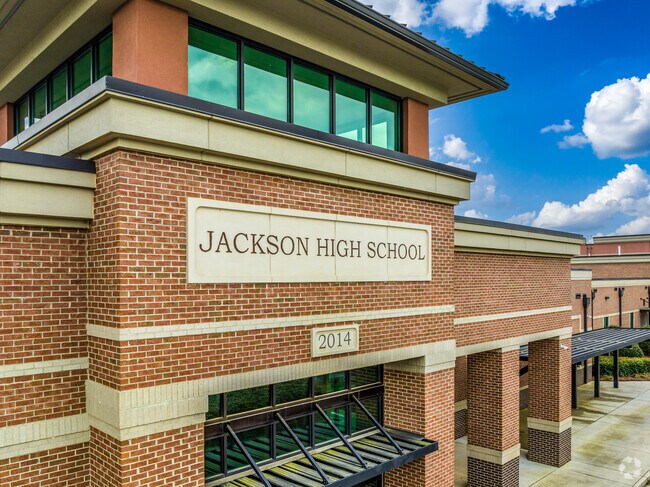 Jackson High School of Butts County is one of many public high schools in Butts County.