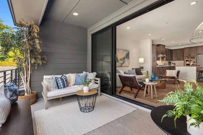 10824 120th Ln unit B, Kirkland, WA 98033 - photo 5