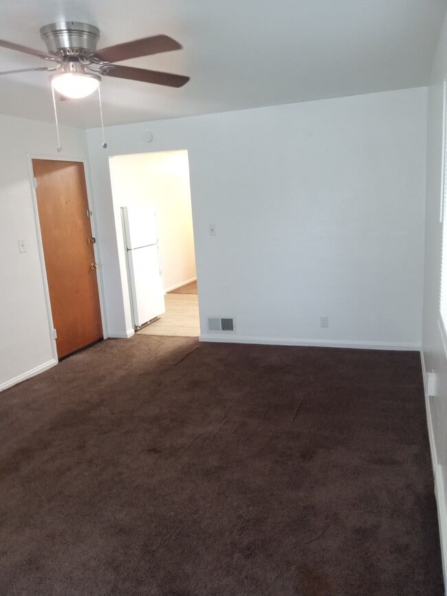 Living Area (2)
