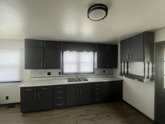 309 1st St SE, Le Mars, IA 51031