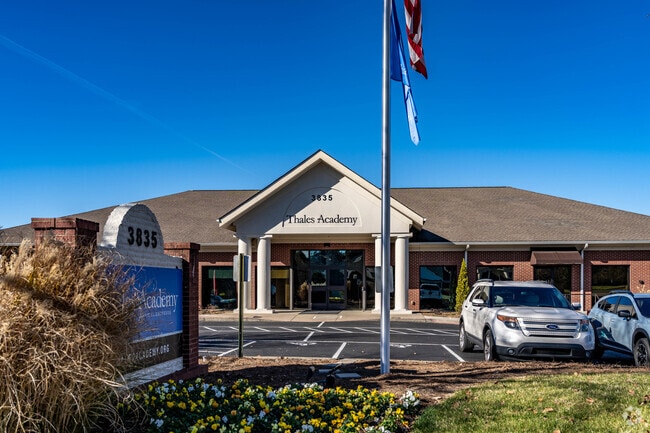 The front entrance for Thales Academy Franklin is located in the Truine Area neighborhood.
