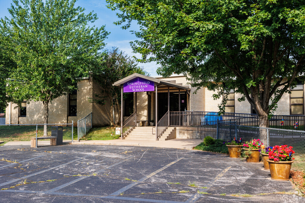 Students at Springfield Lutheran School enjoy a variety of activities and class options.