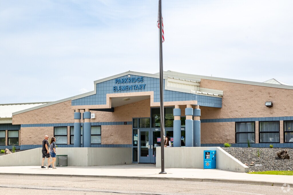 Younger students can attend Park Ridge Elementary in Nampa.