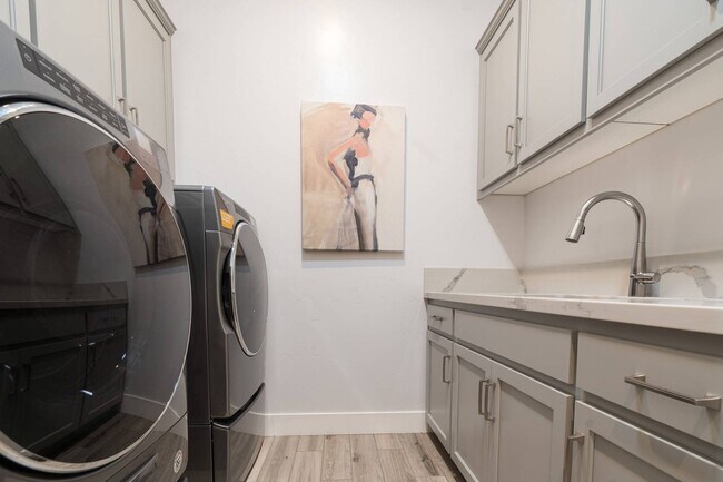 8466 Wattle Way, Fair Oaks, CA 95628 - photo 7