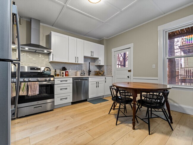 368 Broadway unit 2L, Cambridge, MA 02139 - photo 5