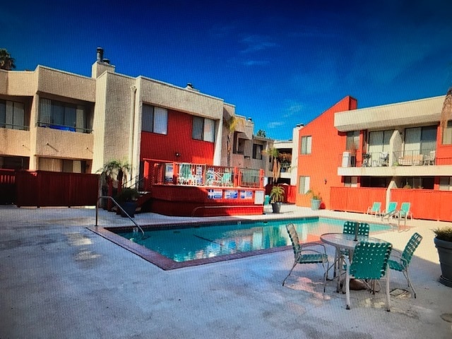 7211 Cozycroft Ave unit Condo, Winnetka, CA 91306 - photo 4