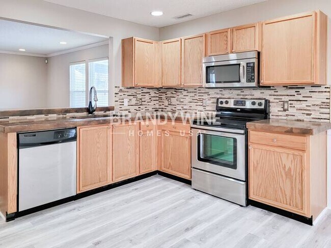 9685 W Quarter Moon Dr, Pendleton, IN 46064 - photo 6