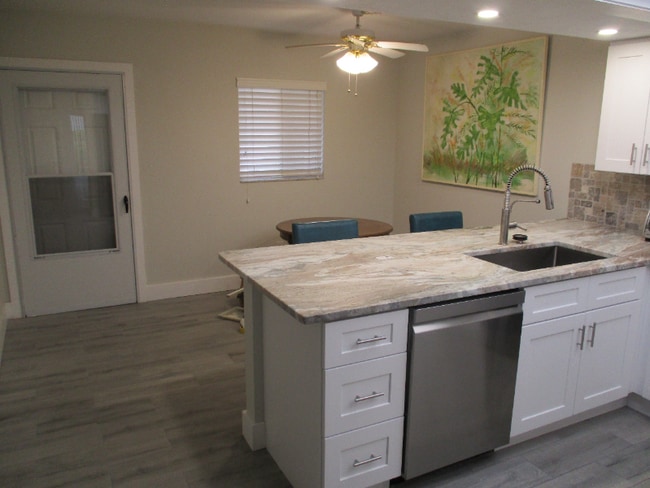 4975 Viceroy St unit 203, Cape Coral, FL 33904 - photo 3