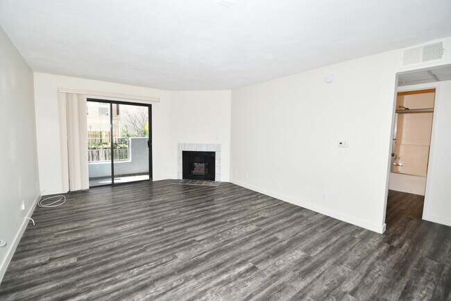 11852 Washington Place unit HOUSE, Los Angeles, CA 90066 - photo 6