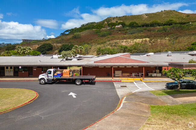 The school promotes a strong sense of community and encourages collaboration among students.
