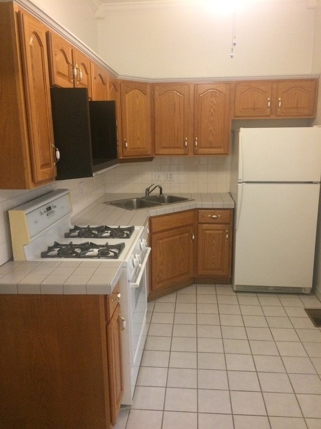 2305 Maine St Unit 3w, Quincy, IL 62301