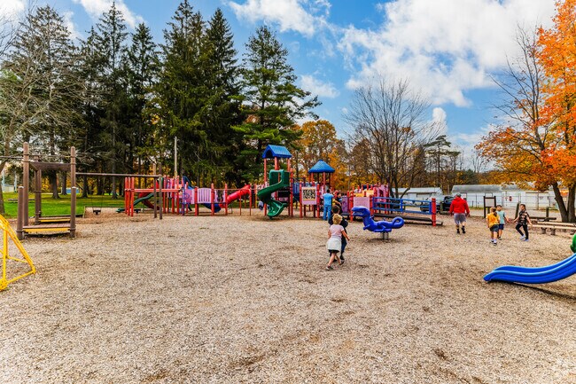 Have a family fun-filled day in the Hubbard neighborhood at Harding Park.