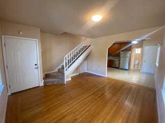 869 Macarthur Blvd Unit A, Oakland, CA 94610