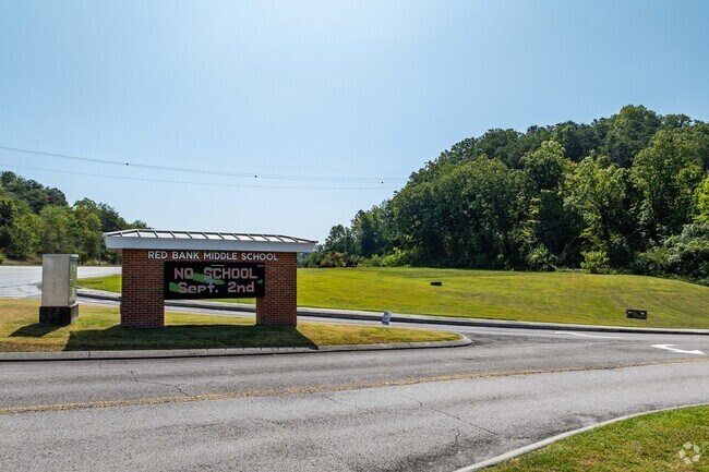 Red Bank Middle School recently updated its campus with a brand new facility.