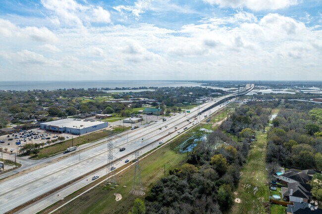 Highway 146 runs through Seabrook, and leads down to Galveston.