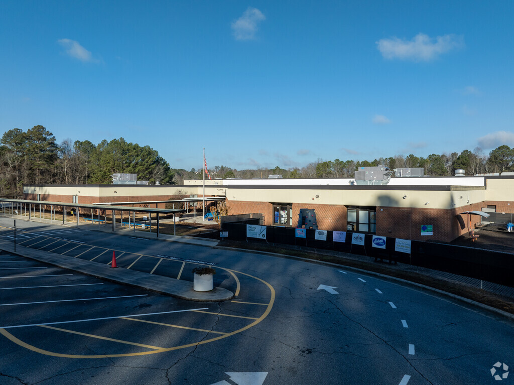 Johnston Elementary School gets an A- from Niche Grade.
