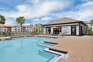 450 Jimmy Ann Dr, Daytona Beach, FL 32114