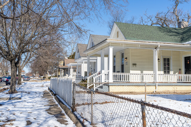 The west side of Farrington's Grove is mostly cottages and small bungalows.