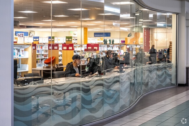 The Sheridan Beach branch of the Public Library offers a computer center free of charge.