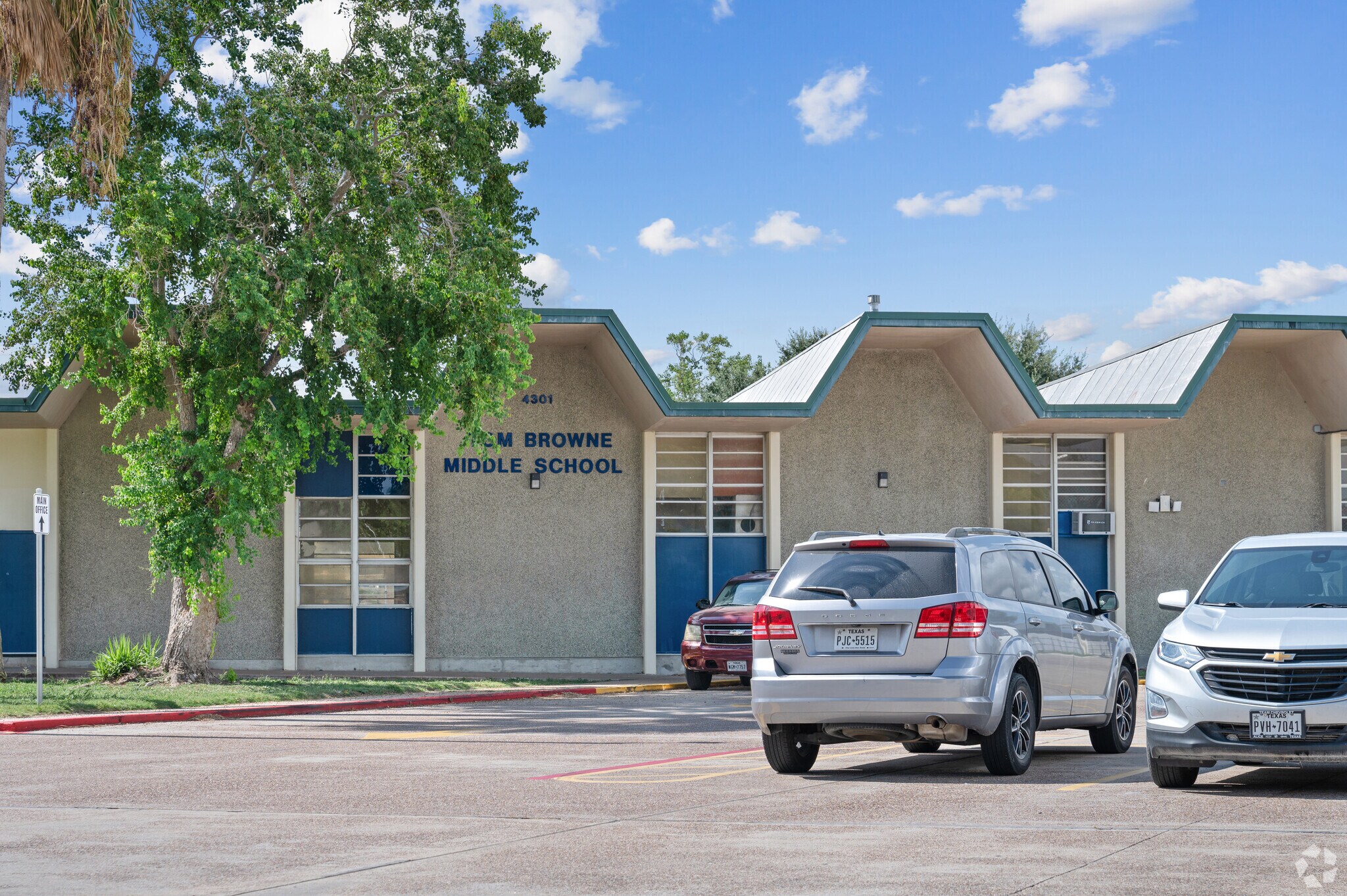 6001 Grassmere Dr, Corpus Christi, TX 78415 MLS 434605