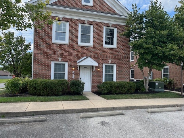 Courtyard Village Apartments, Anderson, IN 46012 - photo 2