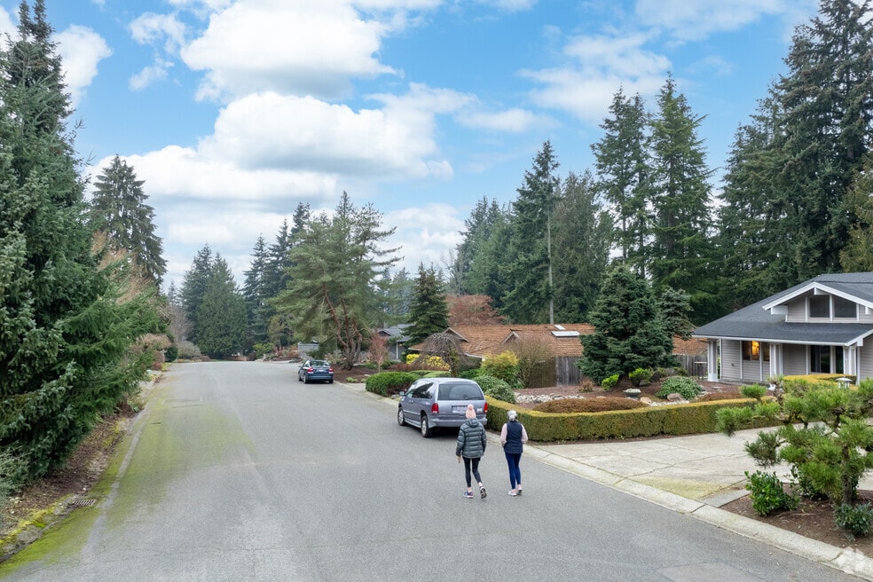 Mercer Island Estates