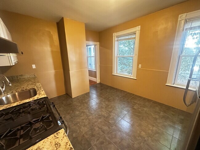 42 Calvin St unit 1, Somerville, MA 02143 - photo 7